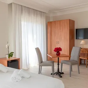 https://hotel-smeraldo-lido-di-jesolo.hotelinveneto.com
