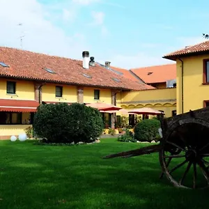 https://hotel-cascina-marisa.it-lombardy.com